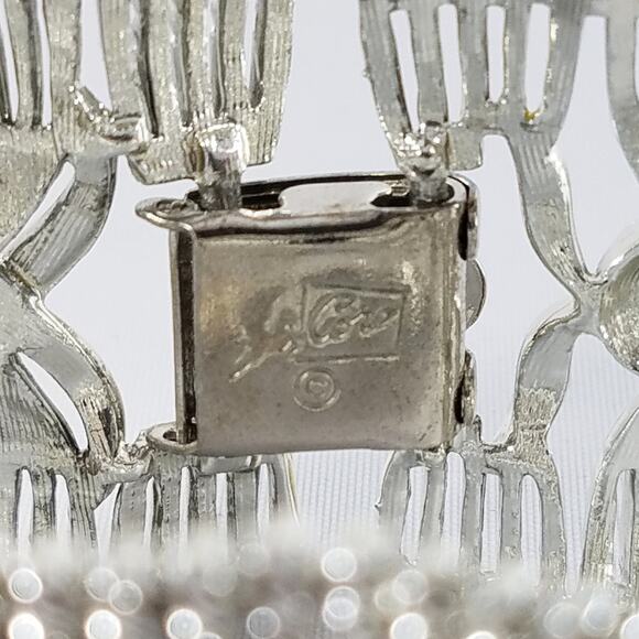 Vintage Coro Pegasus Wide Silver Tone Link Bracelet Mid Century Modern 1950s - Picture 6 of 10